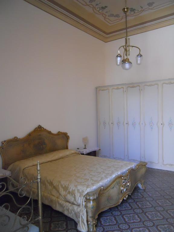 Borgo Due Mari Bed and Breakfast Tarente Kamer foto